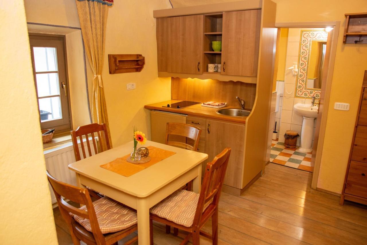 Apartments Belopeski Dvori Кранска гора Екстериор снимка