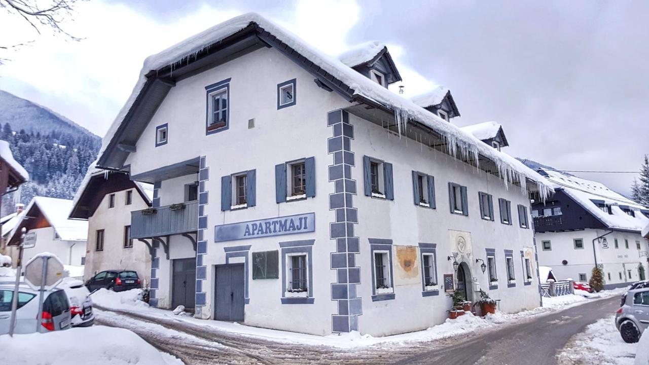 Apartments Belopeski Dvori Кранска гора Екстериор снимка